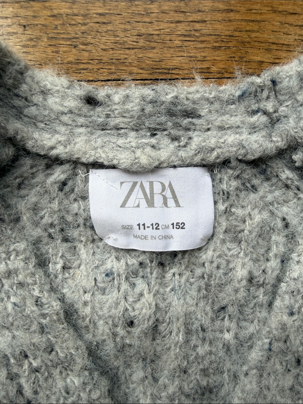ZARA Light Gray Ribbed Button-Front Cardigan - Picture 4 of 5